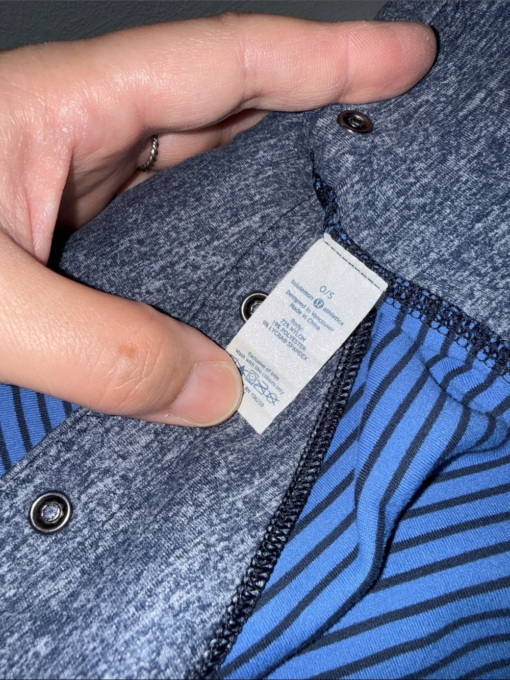 Lululemon Vinyasa Scarf Quilt Hyper Stripe Inkwell Rugged Blue / Heathered